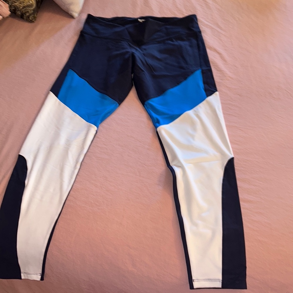 Ladies, Reebok track pants, size 16 - Picture 2 of 5